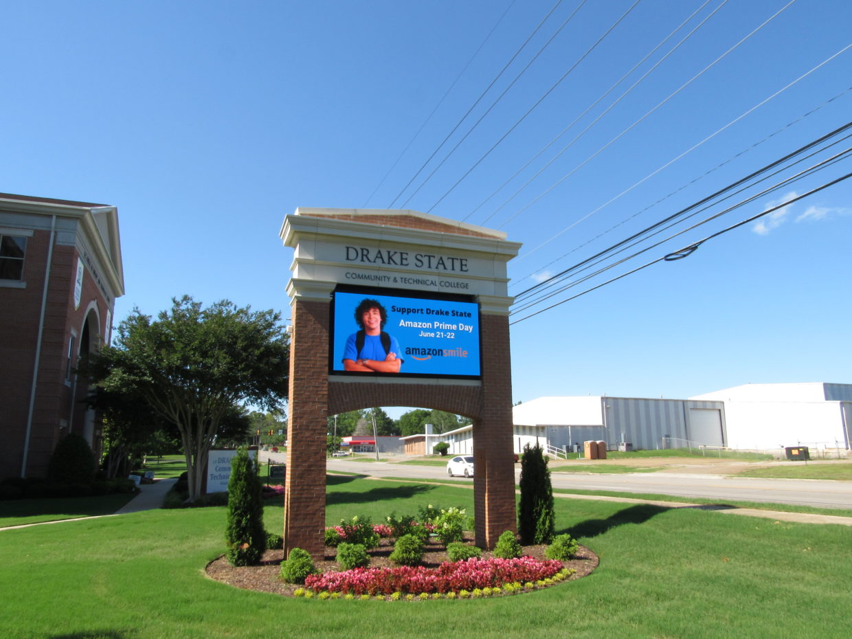 Digital Marquee Signs for Schools LED Signs for Schools