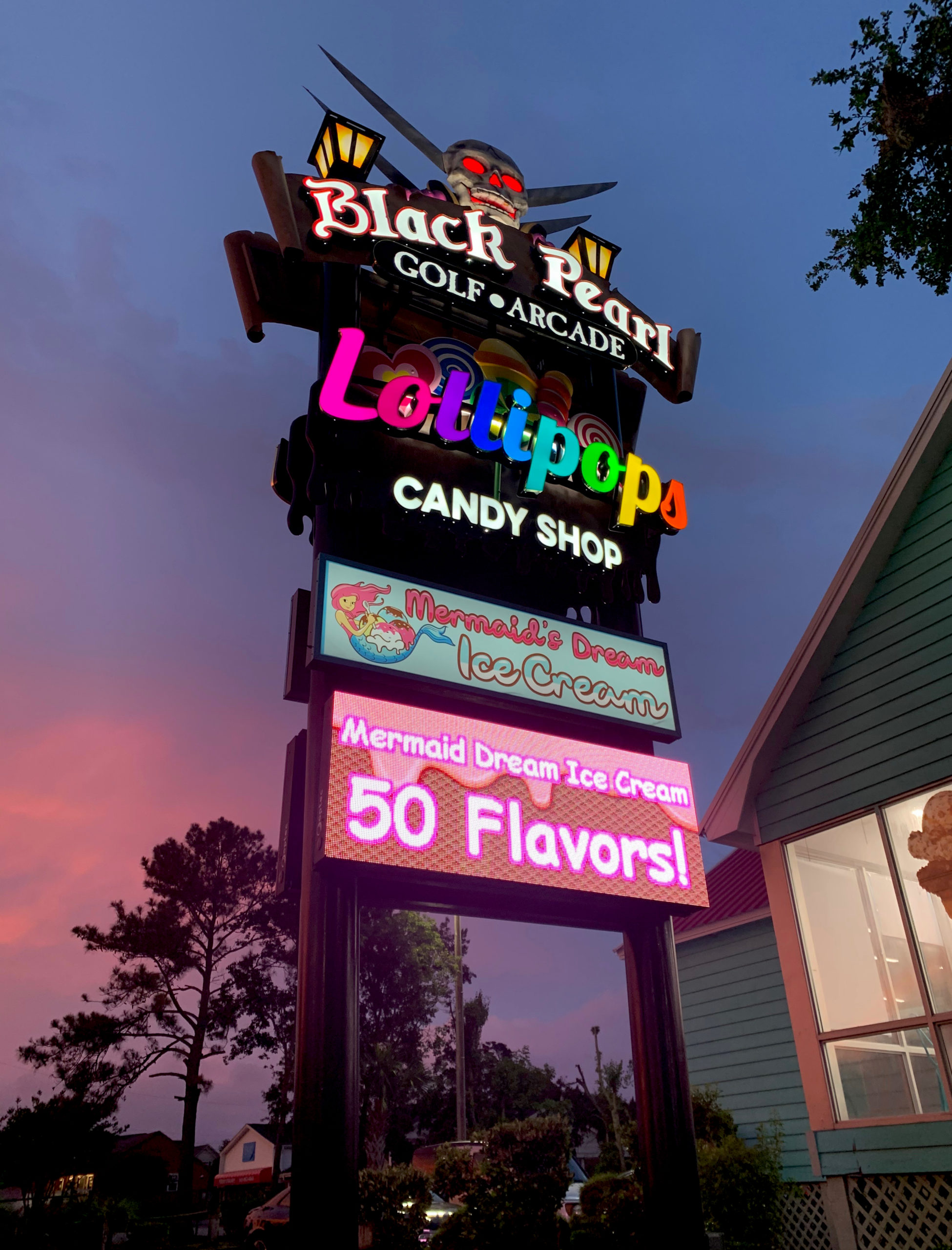 LED Signs for the Entertainment Industry - Optec Displays Inc