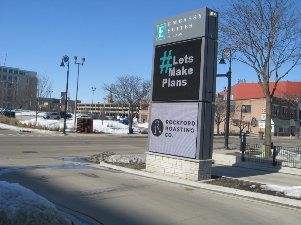 16MM 120x150 & 135X150 Matrix Full Color LED Signs