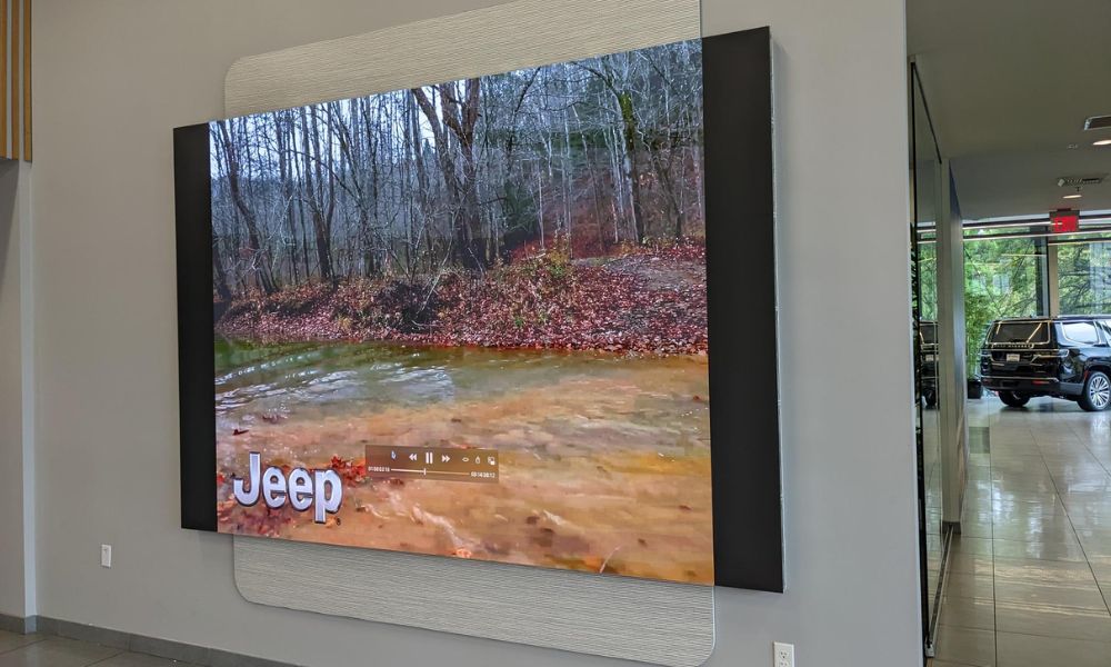 How Indoor Digital Sign Ads Can Improve Your Company’s Image
